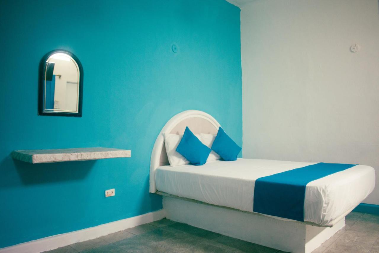 Hotel Posada Aurora Мерида Экстерьер фото